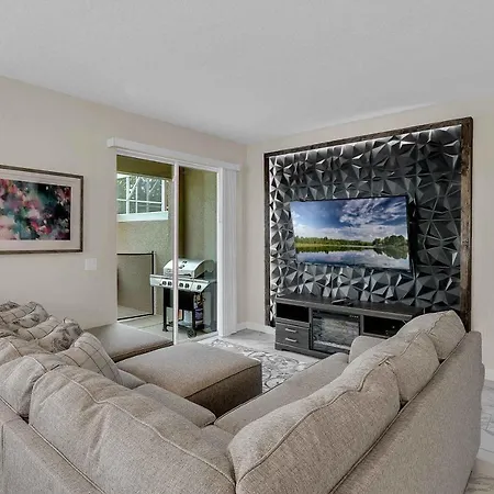 5 Bedrooms - 4 Bathrooms - Champions Gate 444 Oc